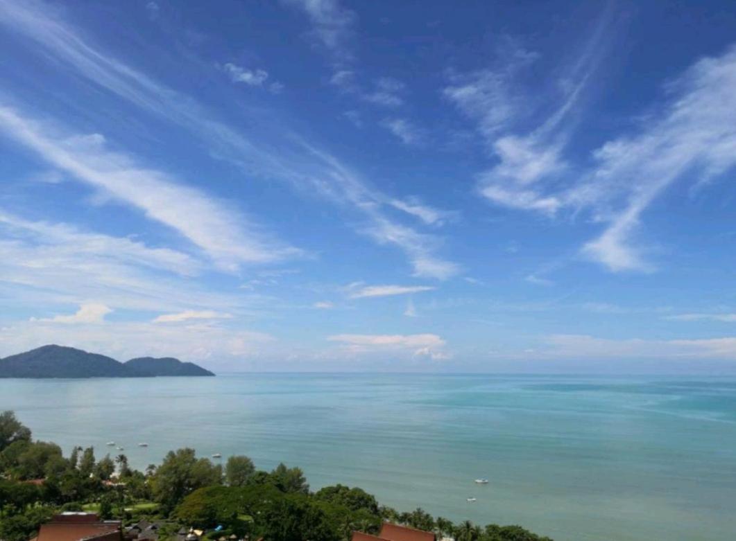 Vip Suite Seaview Batu Ferringhi 1003-2 Bedroom المظهر الخارجي الصورة